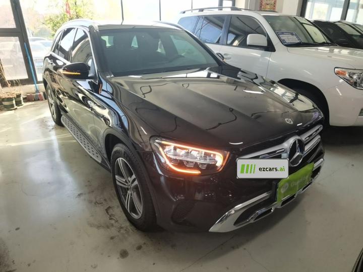 GLC 2021 GLC 260 L 4MATIC Dynamic photo 3