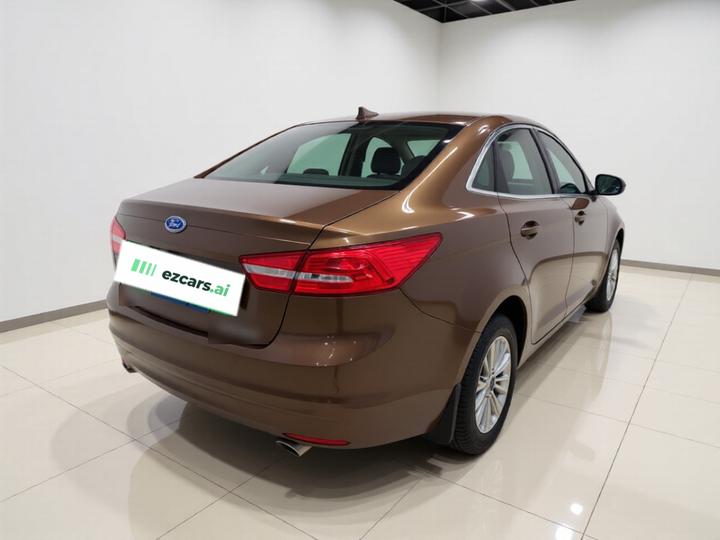 Escort 2015 1.5L MT Comfort photo 6