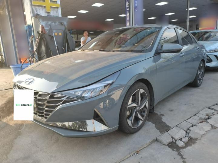 Elantra 2022 1.5L CVT LUX Premium
