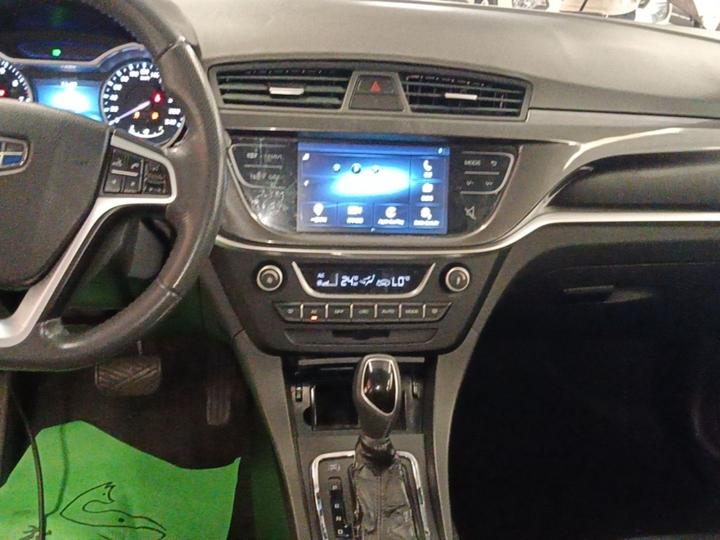 Emgrand 2017 Hatchback RS 1.5L CVT photo 8