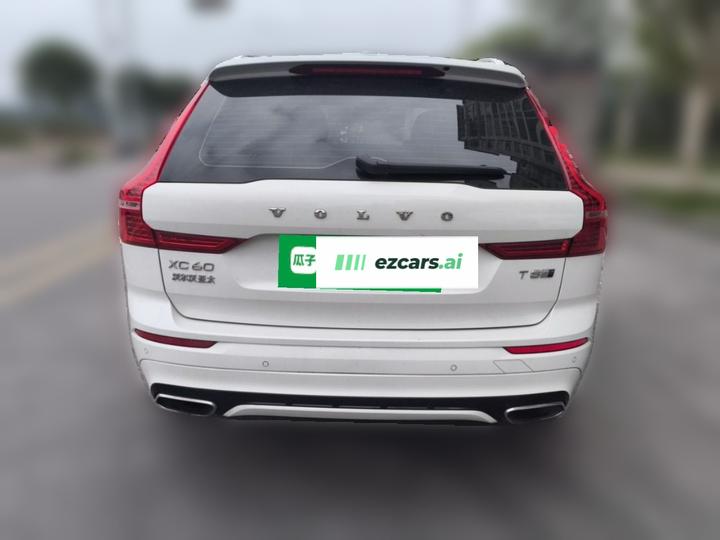 XC60 EV 2019 T8 E Hybrid Sport China VI photo 5