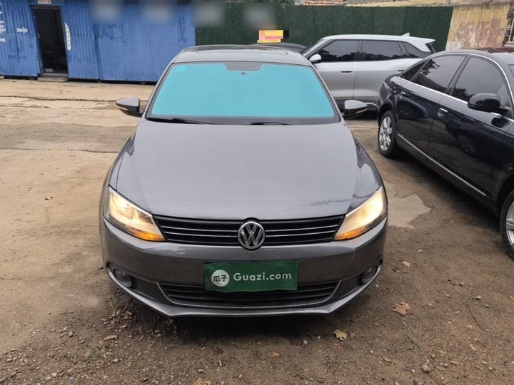 Sagitar 2014 Facelift 1.6L MT Leading photo 2