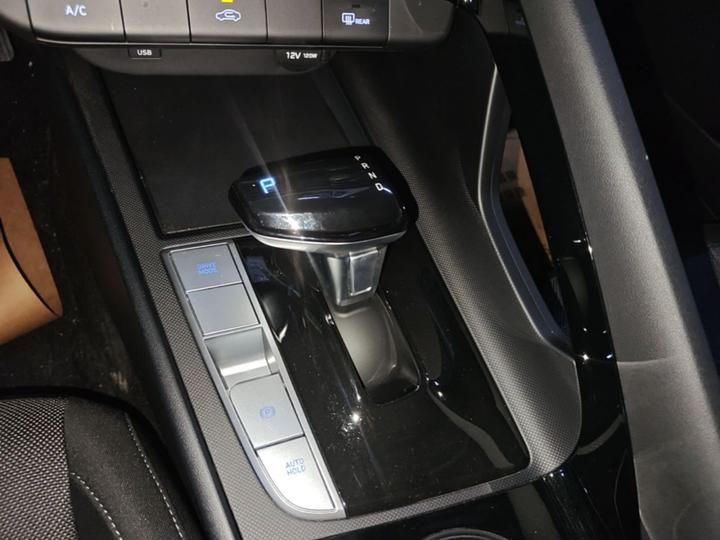 Elantra 2023 1.5L CVT GLS Leading photo 5