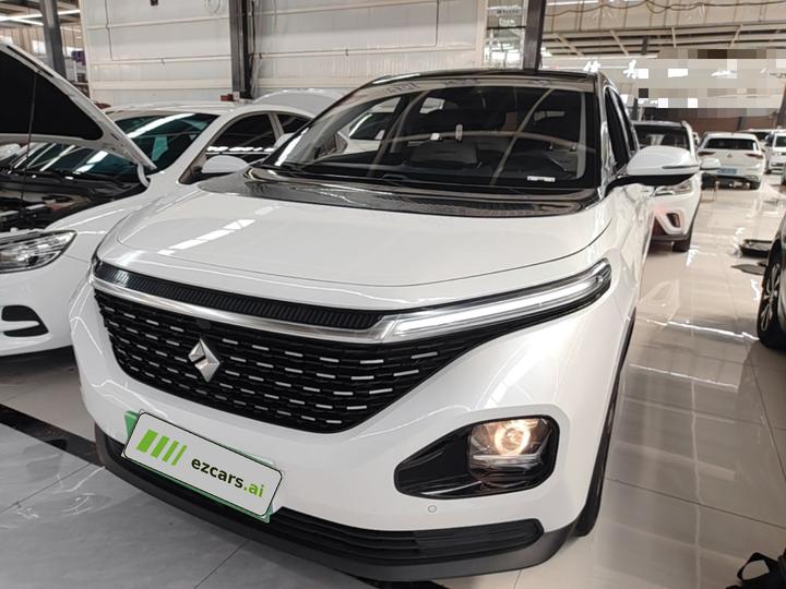 RM-5 2019 1.5T CVT 24 Luxury 6-Seater