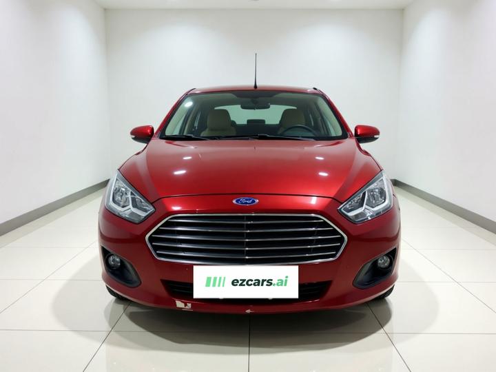 Escort 2015 1.5L AT Comfort photo 2