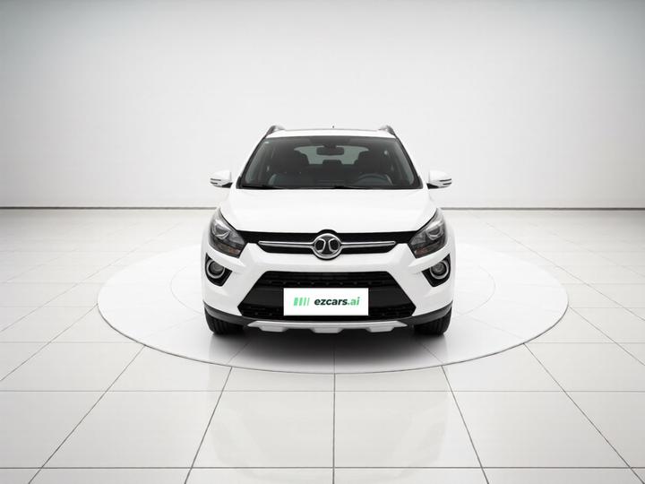 BAIC X25 2015 1.5L MT Elite photo 2