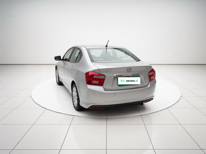 Classic 2014 1.5L MT Elite photo 5