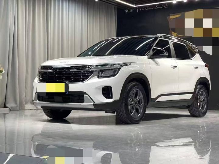 Seltos 2023 1.5L CVT Luxury