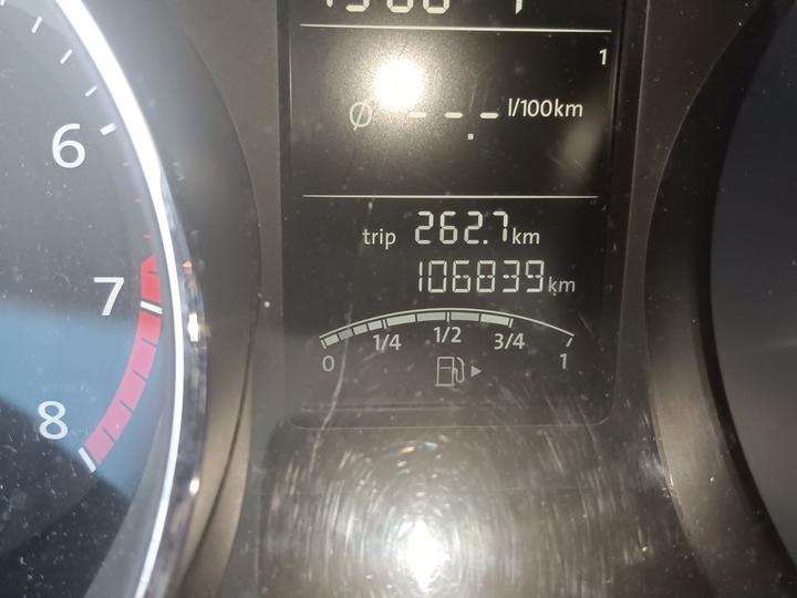 Sagitar 2015 1.6L AT Comfort photo 2