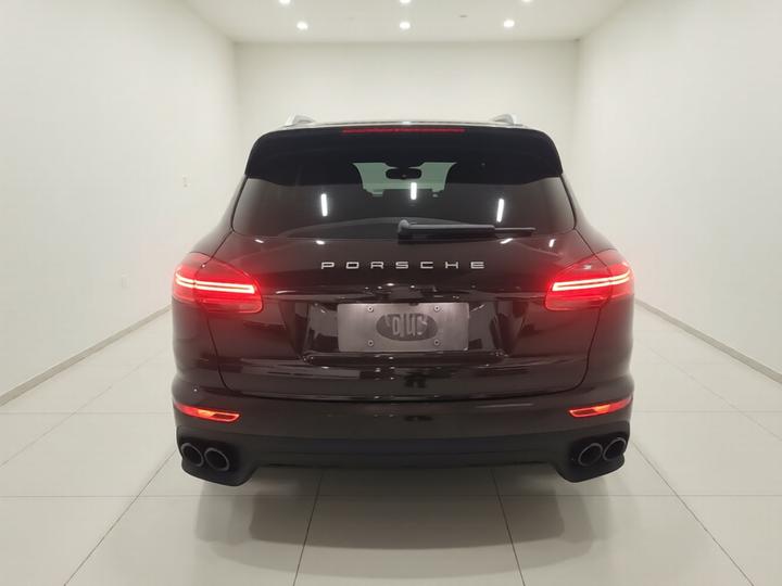 2016 Cayenne 3.0T photo 3