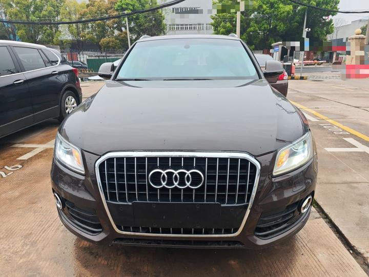 Q5 2016 40 TFSI Tech photo 2