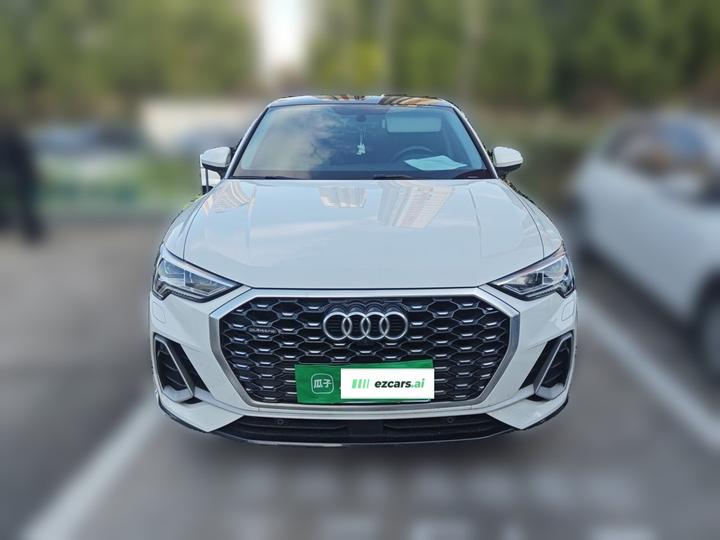 Q3 Sportback 2020 45 TFSI quattro Luxury photo 2