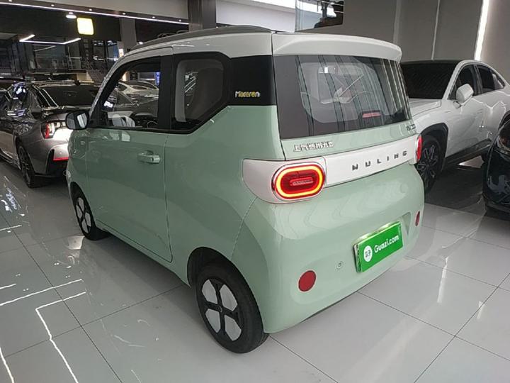 Hongguang MINIEV 2024 3rd Gen 215km Advanced photo 4