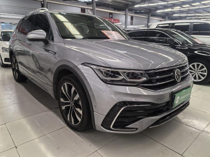 Tiguan L 2022 330TSI AT RWD R-Line photo 2