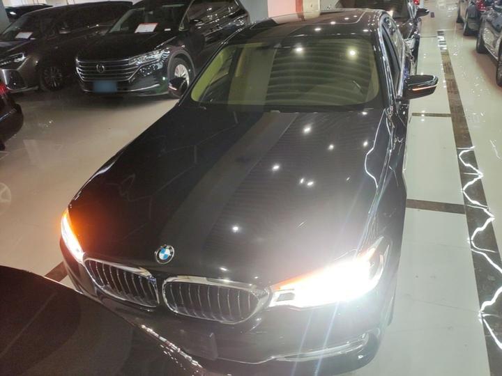 5 Series EV 2019 530Le photo 2