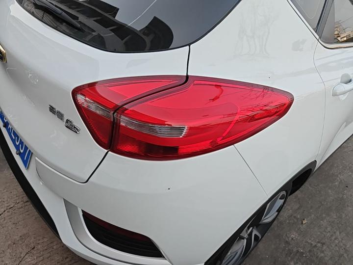 Emgrand GS 2016 1.3T AT photo 7