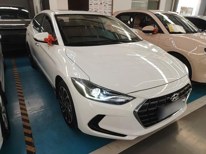 Elantra 2020 1.5L CVT Smart Elite photo 3