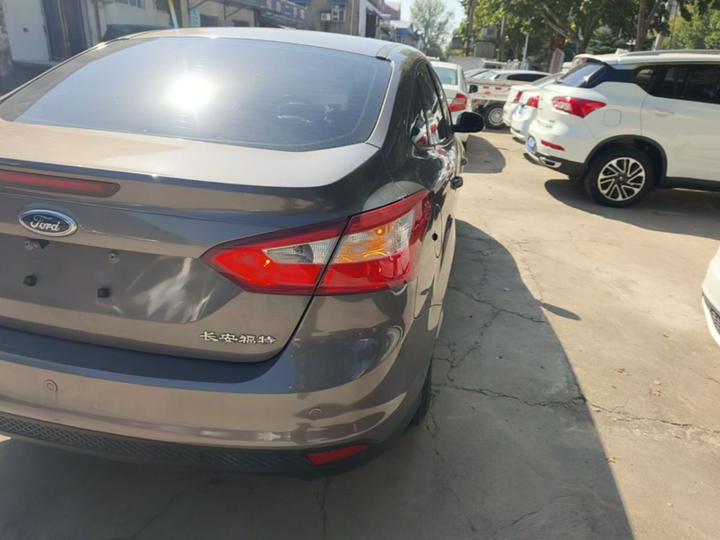 Focus 2012 Sedan 1.6L AT photo 7
