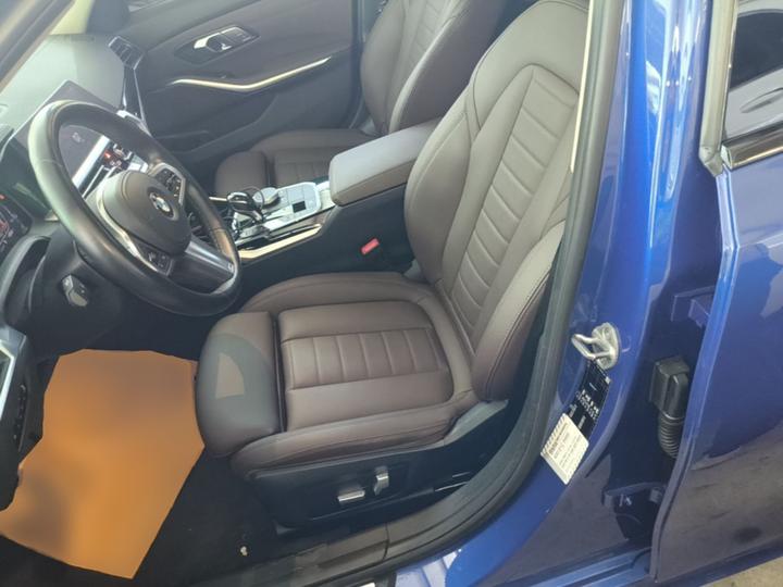 3 Series 2020 320Li M Sport Package photo 6