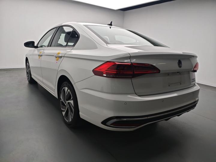Bora 2023 200TSI DSGPRO photo 4