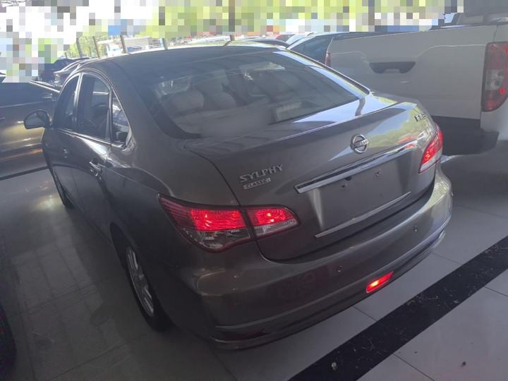 Sylphy 2012 Classic 1.6XE AT Comfort photo 4