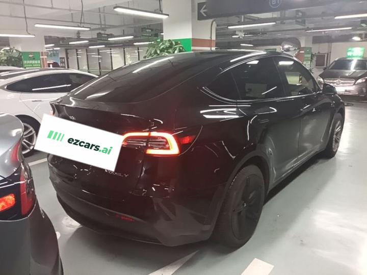 Model Y 2022 Facelift RWD photo 4