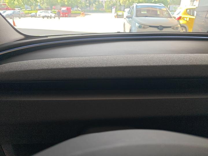 Model 3 2023 RWD photo 4