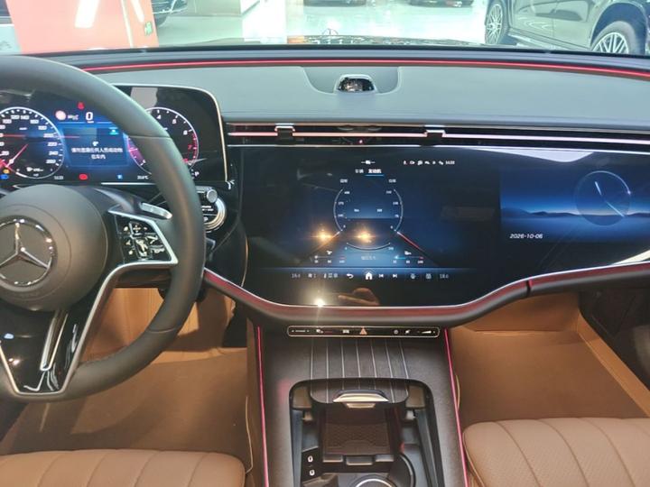E-Class 2025 E 300 L Luxury photo 8