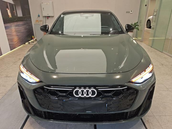 A5L 2026 2.0T Sport quattro photo 2