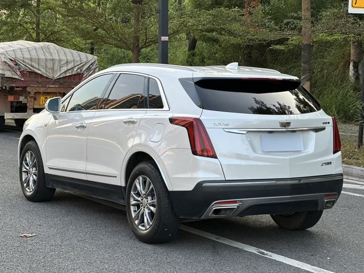 XT5 2020 28T Luxury photo 4