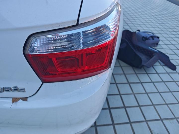 2016 1.6L MT Fashion photo 7