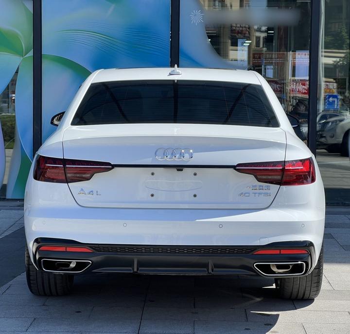 A4L 2024 40 TFSI Luxury Dynamic photo 4