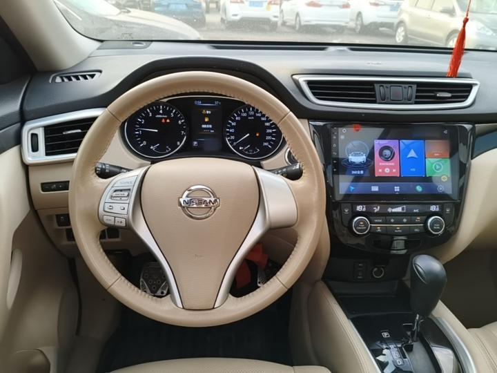 X-Trail 2014 2.0L CVT Comfort 2WD photo 6