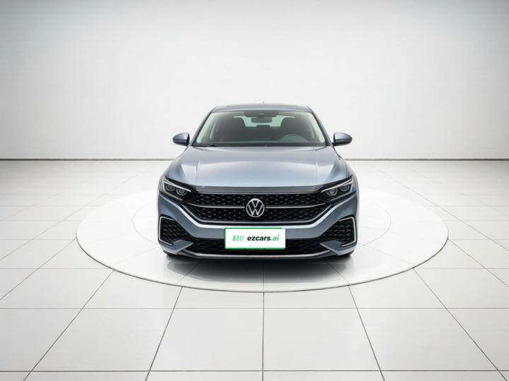 Passat 2022 330TSI Luxury photo 2