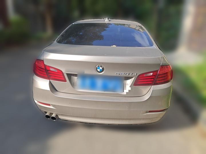 5 Series 2017 520Li photo 5