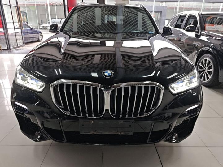 X5 Imported 2020 xDrive40i M Sport Package photo 2
