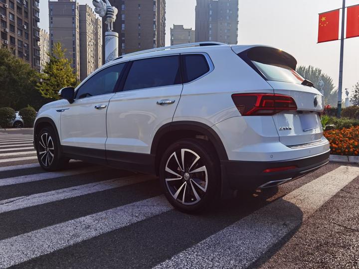 Tharu 2019 280TSI RWD Luxury China VI photo 4