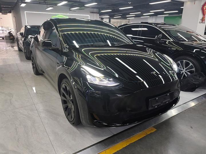 Model Y 2022 RWD photo 3
