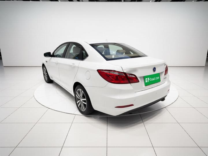 Eado 2016 1.6L MT photo 4