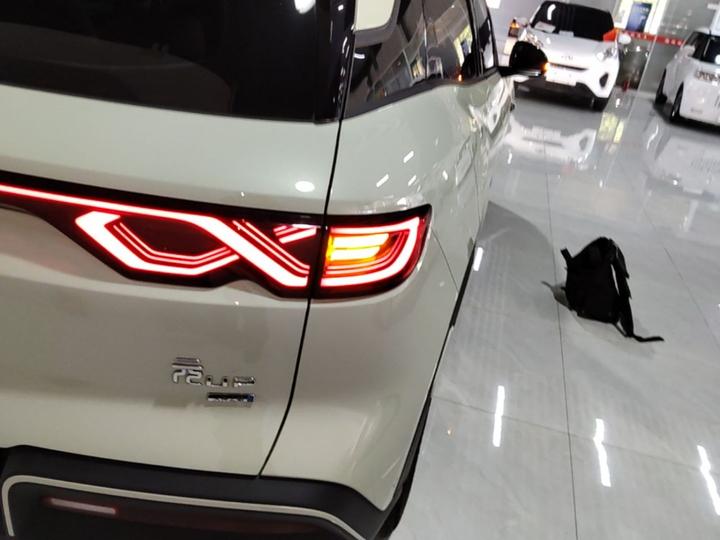 Yuan UP 2025 ADAS 401KM photo 7