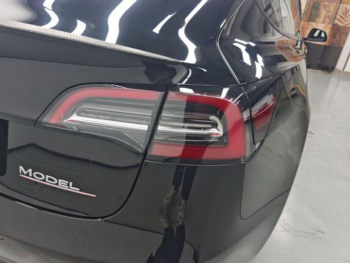 Model 3 2021 Performance AWD photo 7