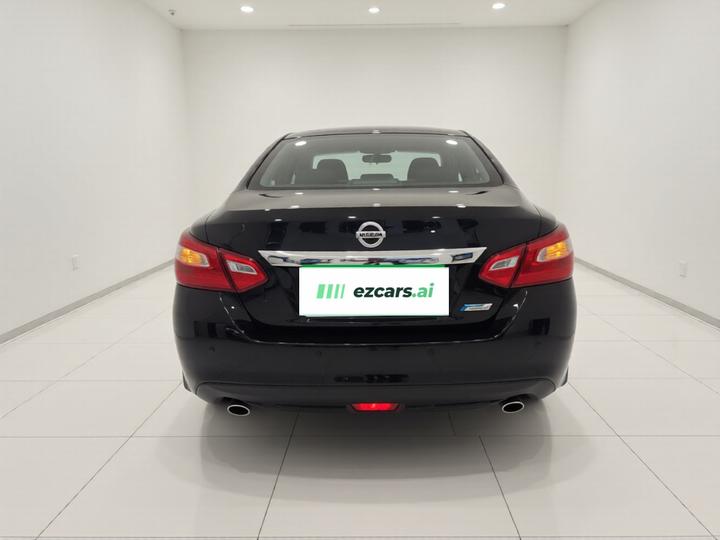 Teana 2018 2.0L XL photo 3
