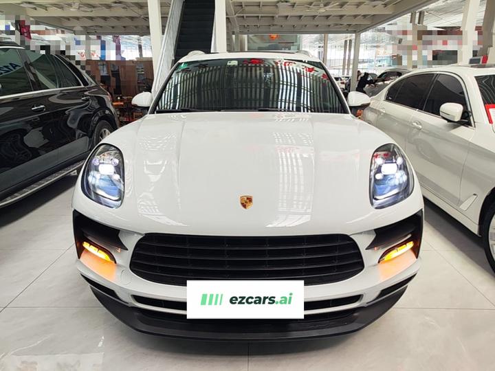 2018 Macan 2.0T photo 2