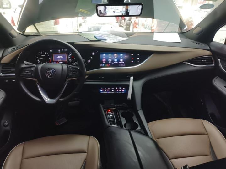 2020 28T AWD Exclusive Flagship photo 5
