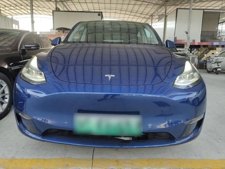 Model Y 2023 Long Range AWD photo 2