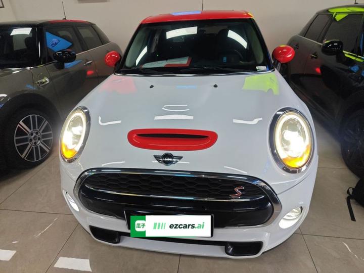 2016 2.0T COOPER S 5-Door photo 2