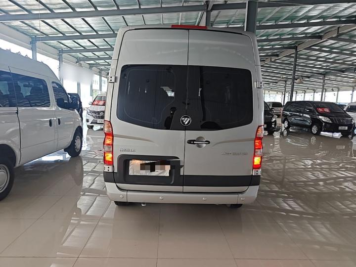 View 2023 2.0T MT Short Wheelbase 5/6/9-Seater photo 3