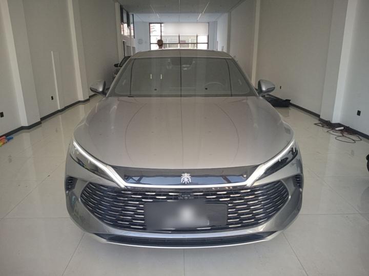 Qin L 2024 DM-i 120KM Leading photo 2