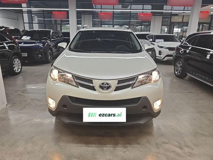 RAV4 2015 2.0L CVT RWD photo 2