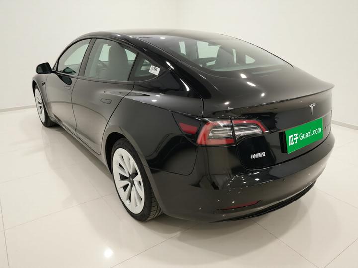 Model 3 2022 RWD photo 4